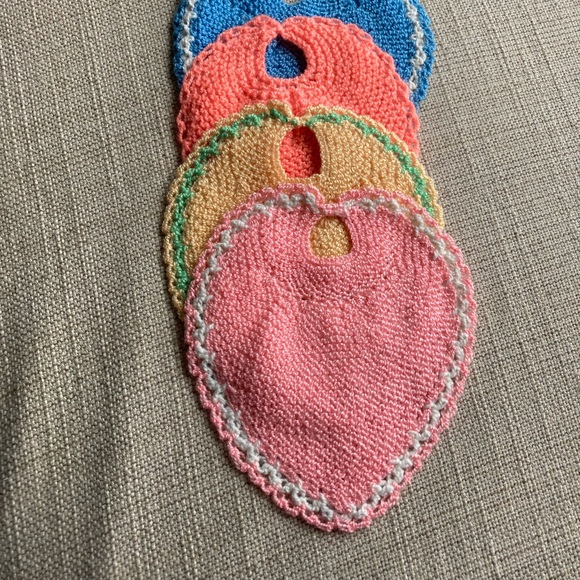 Vintage heartshaped set of washcloths, handmade, stocking stuffers - Picture 3 of 4